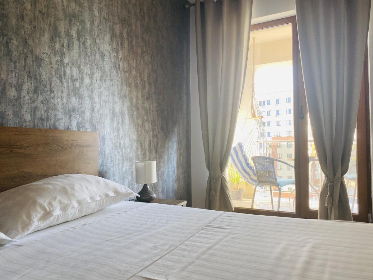 Rivera Apartments - Premium Accomodation Iasi Esterno foto