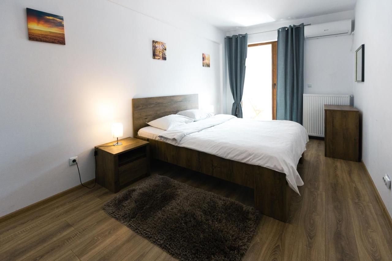 Rivera Apartments - Premium Accomodation Iasi Esterno foto