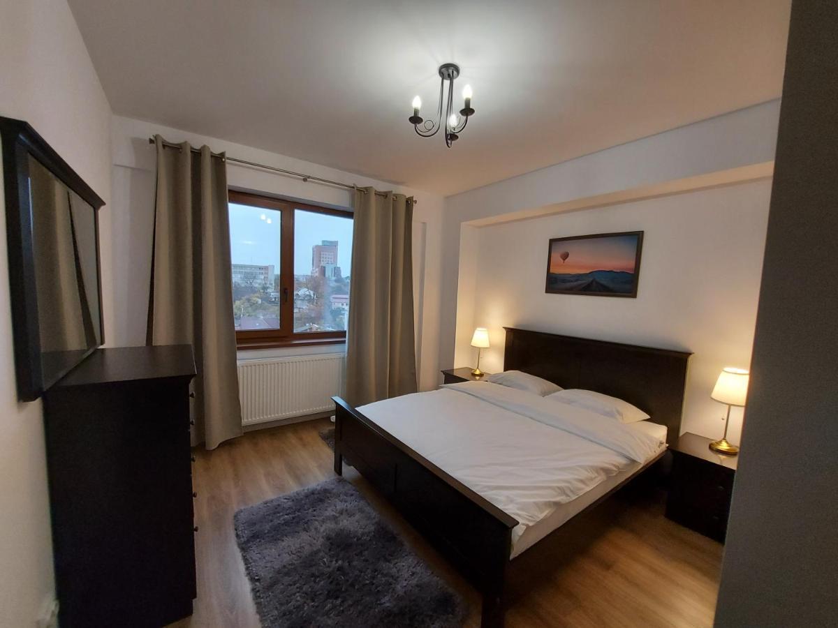 Rivera Apartments - Premium Accomodation Iasi Esterno foto
