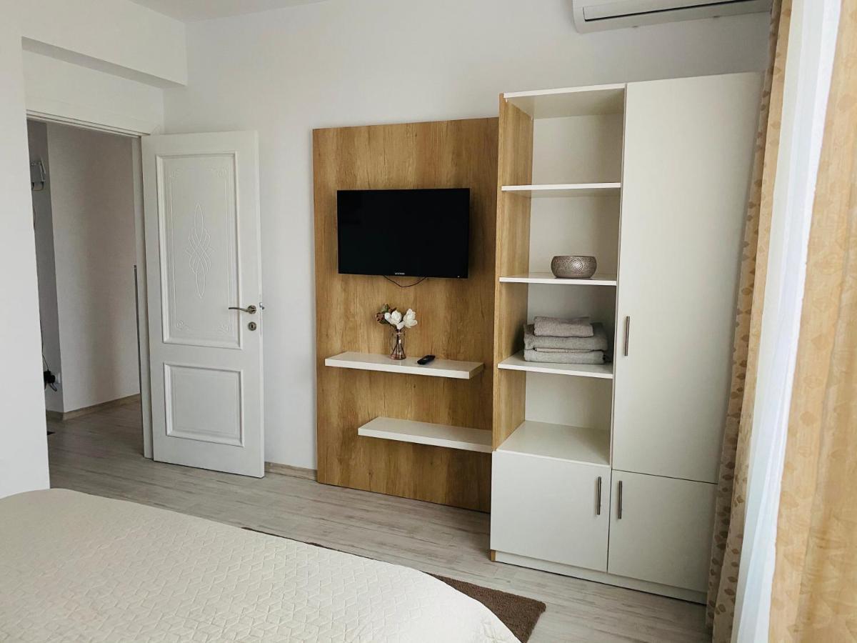 Rivera Apartments - Premium Accomodation Iasi Esterno foto